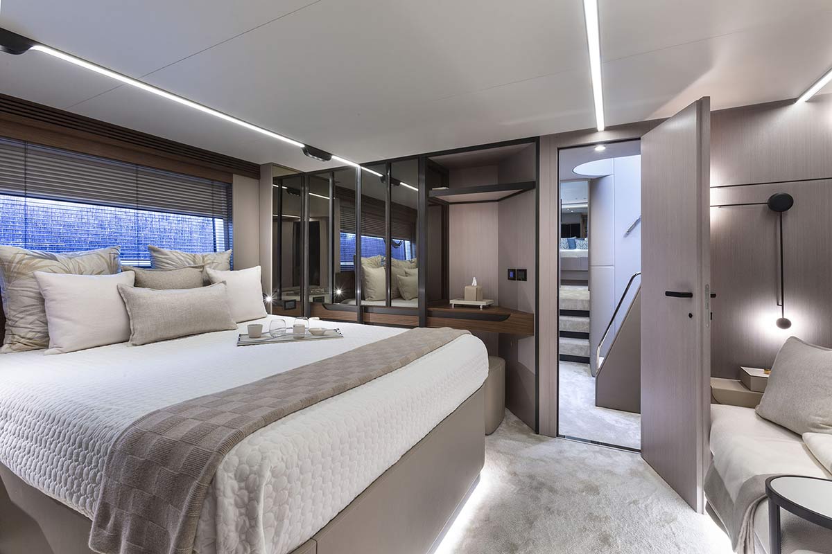 Cloto arredamento lusso yacht