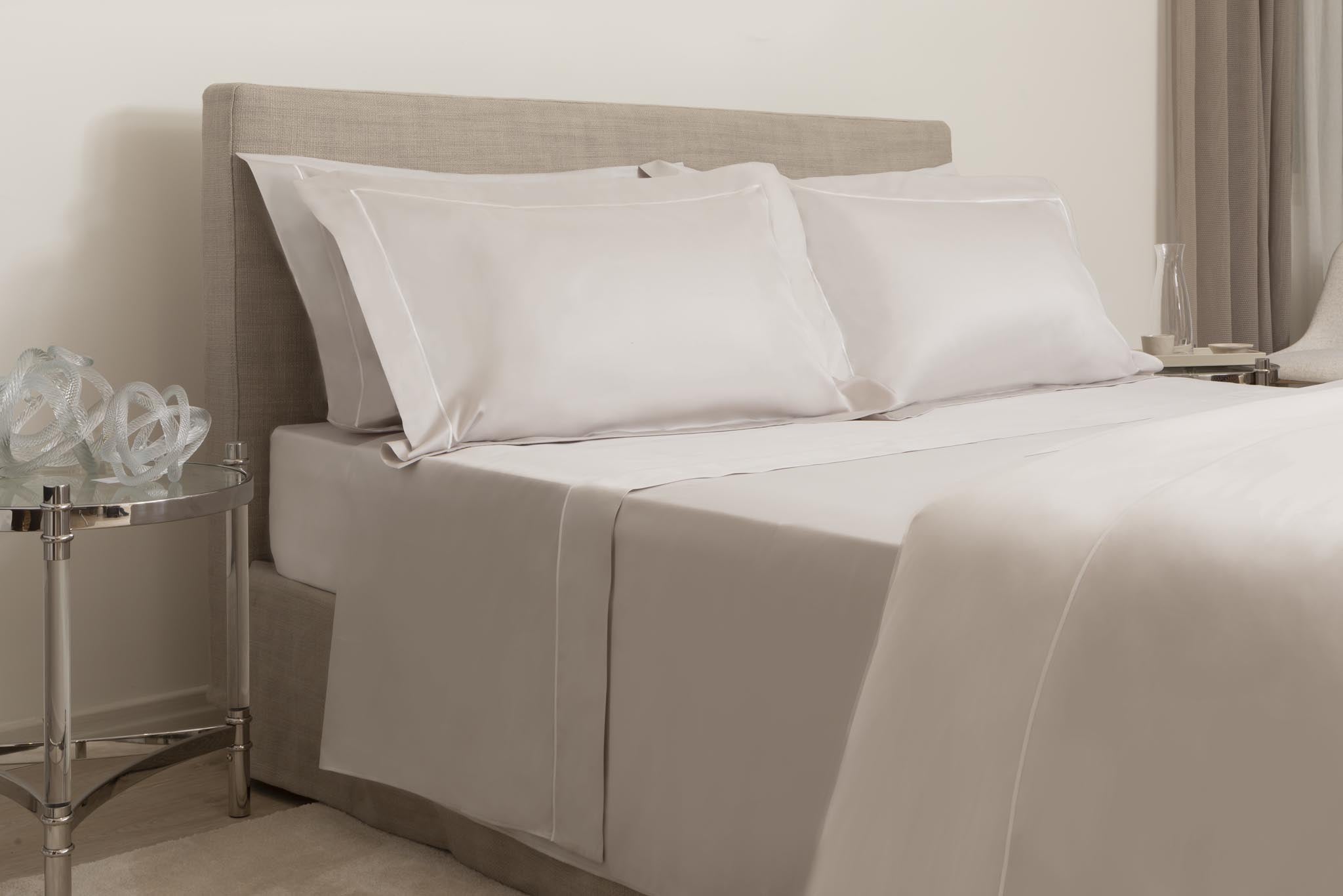 Bourdon completo letto copripiumino con cordonetto bianco